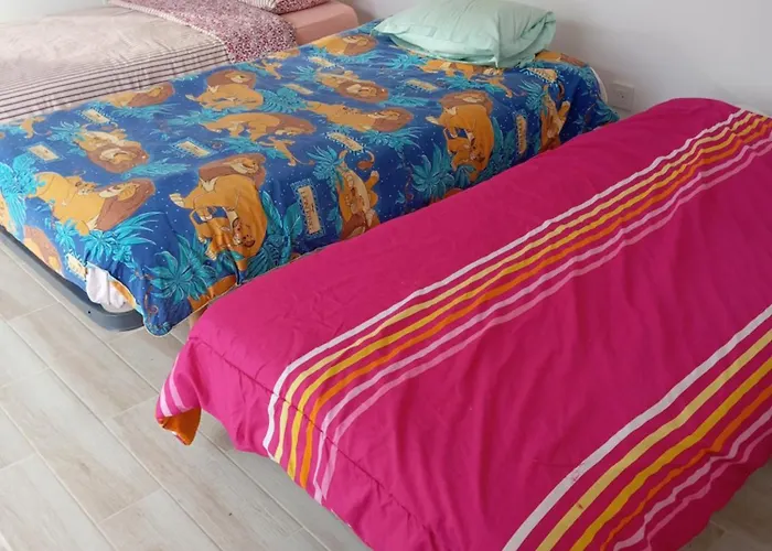 Chez Lou Et Séjour chez l'habitant *